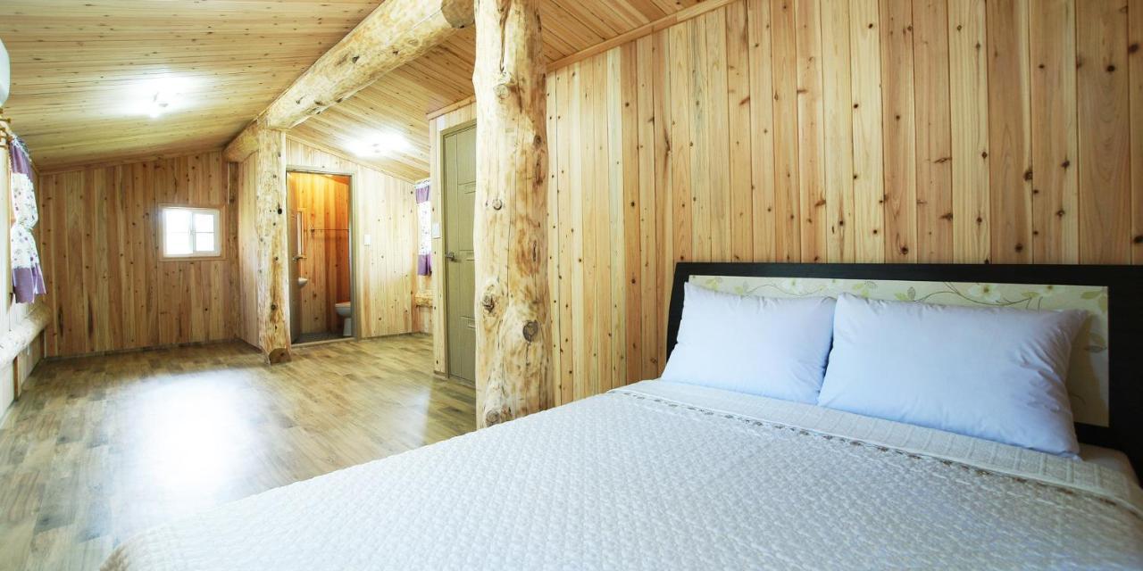 Jeju Joa Log Pension Seogwipo Ngoại thất bức ảnh